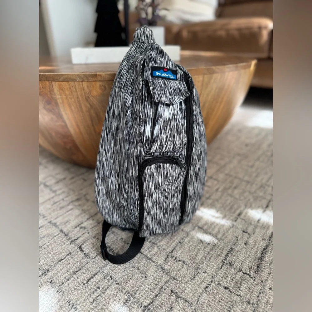 KAVU Rope Sling Bag -Hiking Camping Outdoor Pool - black and white “static” - Picture 1 of 4